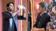 &lsquo;The Ba***ds of Bollywood&rsquo; Premiere: Aryan Khan Captures Candid Shots of Dad Shah Rukh Khan With Paparazzi in Mumbai (Watch Video)