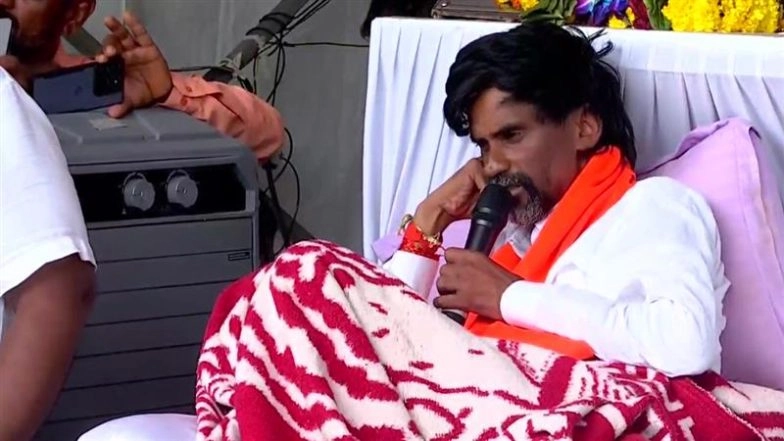 ‘Will Show Devendra Fadnavis What Marathas Are’: Manoj Jarange Patil Issues Stern Warning to Maharashtra CM, Says ‘Will Not Leave Mumbai Until All Demands Are Met’