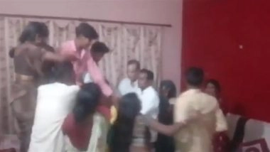 Pilibhit: Man Beaten by Wife and In-Laws During Panchayat in UP After Failing to Bring Samosas, FIR Registered for Attempt to Murder After Video of Assault Goes Viral