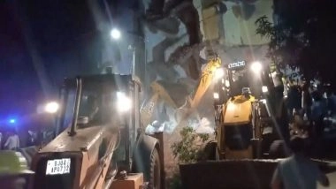 Gujarat Building Collapse: Portion of Three-Storey Building Collapses in Bhavnagar, Rescue Operation Underway (Watch Video)
