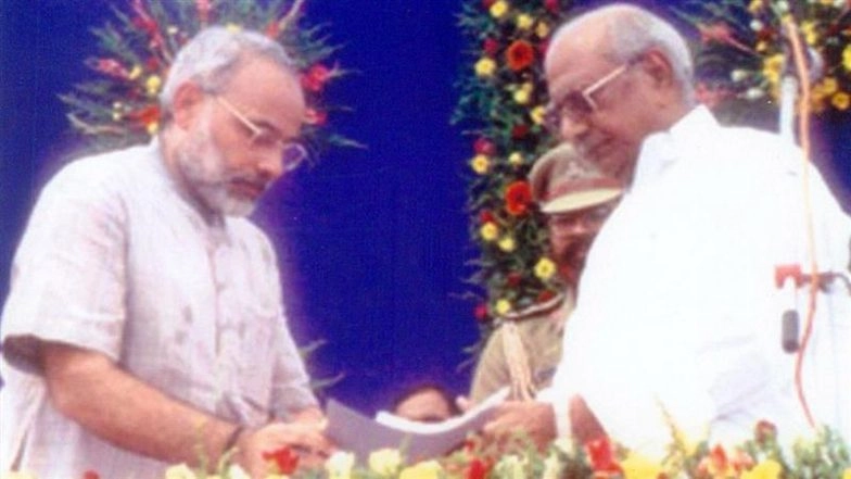 ‘On This Day in 2001’: PM Narendra Modi Marks 25 Years in Public Service, Recalls Taking Oath As Gujarat CM