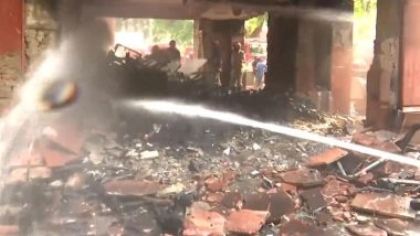Delhi House Fire: Blaze Erupts at Brahmaputra MPs’ Flats Caused by Firecrackers; No Casualties Reported
