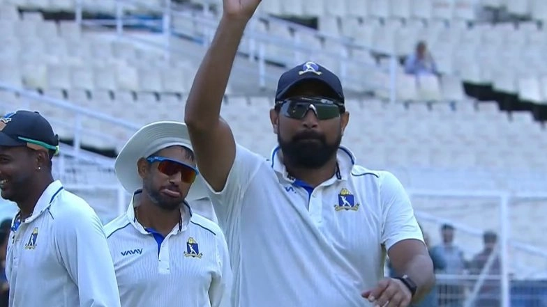 Mohammed Shami Scalps Five-Wicket Haul During Bengal vs Gujarat Match, Team India Pacer Totals 15 Wickets in Two Ranji Trophy 2025-26 Games