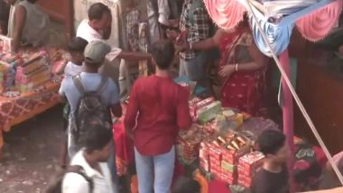 Diwali 2025: People Throng West Bengal’s Champahati Firecracker Market Ahead of Diwali, Kali Puja (Watch Video)