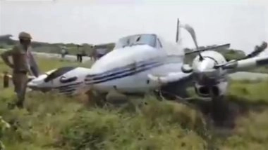 Farrukhabad Plane Mishap: Private Jet Skids Off Runway at Mohammadabad Airstrip, Narrowly Misses Boundary Wall; All 6 Onboard Escape Unhurt (Videos)