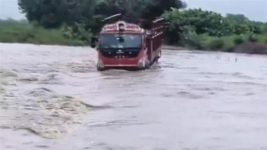 Khammam: Driver Missing After Truck Swept Away in Overflowing Nimmavagu Stream Amid Cyclone Montha Rains in Telangana; Rescue Operation Underway (Watch Video)