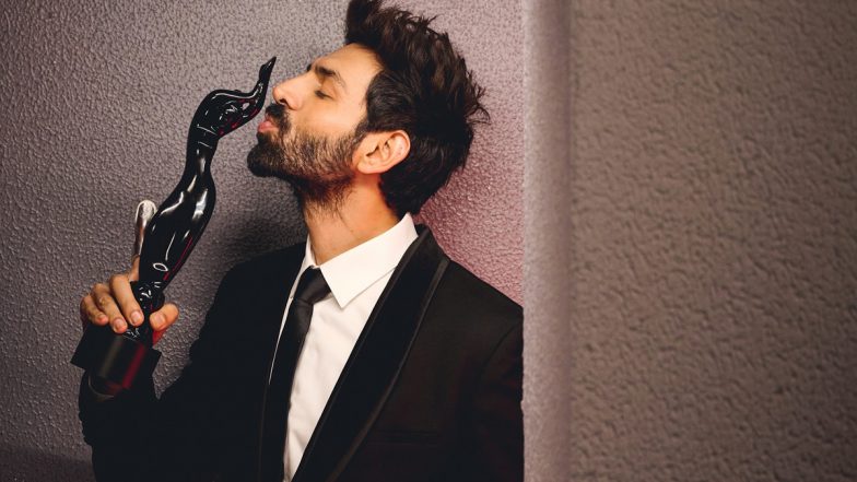 Kartik Aaryan Wins First Filmfare Best Actor for &lsquo;Chandu Champion&rsquo;, Dedicates Award to Team