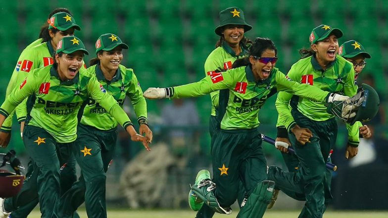 Is India Women vs Pakistan Women ICC Women's World Cup 2025 Live Telecast Available on PTV Sports? Where To Watch IND-W vs PAK-W Free Live Streaming Online in Pakistan