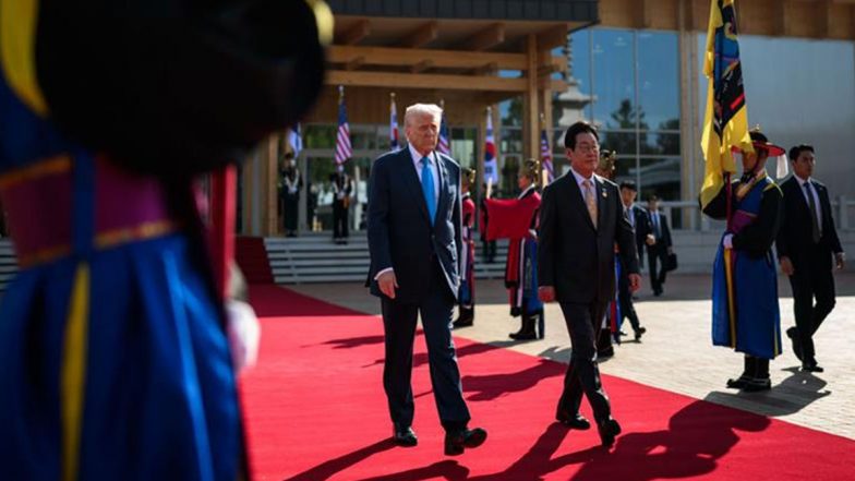 Donald Trump South Korea Visit: US President Gives Approval To Build Nuclear-Powered Submarines After Meeting His South Korean Counterpart Lee Jae Myung in Gyeongju