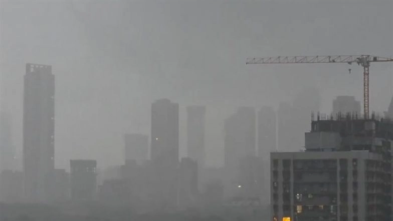 Mumbai Rains: Heavy Rainfall Lashes Several Parts of City As IMD Issues Yellow Alert, Netizens Share Videos