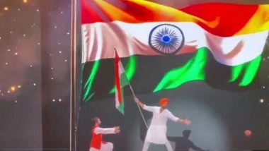 Akshay Kumar Performs to ‘Teri Mitti’ at Musical Saga of ‘Mera Desh Pehle: The Untold Story of PM Narendra Modi’ in Gujarat, Pays Tribute to Nation With Patriotic Performance (Watch Video)