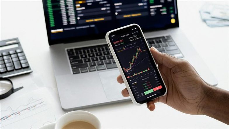 Muhurat Trading 2025 Date and Time: When Will NSE and BSE Hold Special Trading Session on Diwali? Why Is It Conducted? Here’s All You Need To Know