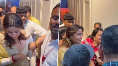 ‘Aaram Se’: Alia Bhatt’s Fan Misbehaves With Her, Forcibly Tries To Click Selfie at Durga Puja Pandal in Mumbai; Actress’ Reaction Will Impress You! (Watch Video)