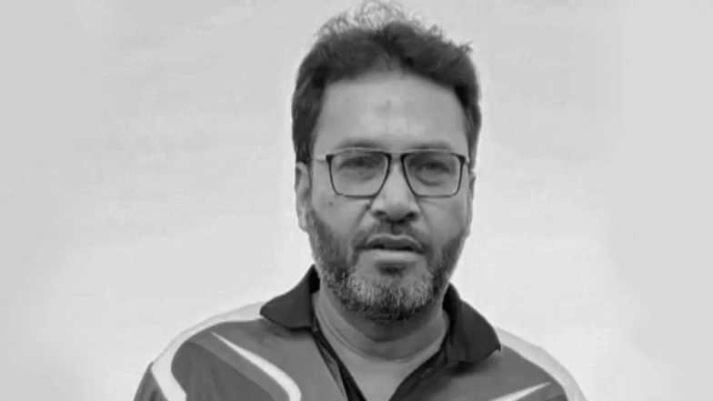 Cricketer Dies of Heart Attack: 50-Year-Old Individual Named Ahmer Khan Suffers Shocking Cardiac Arrest While Playing Cricket in Meerut