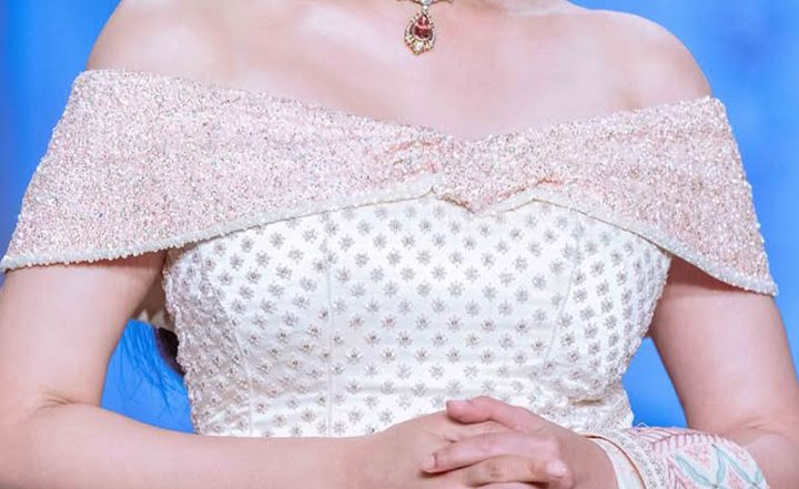 Aditi Rao Hydari Birthday: From Royal Sarees to Bold Power Suits &ndash; Most Stunning Looks of &lsquo;Heeramandi&rsquo; Actress