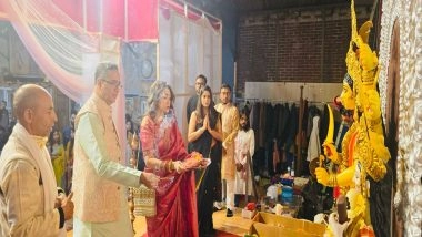 World News | Germany Erupts in Navratri Colours with Durga Puja Celebration Through Plays, Songs