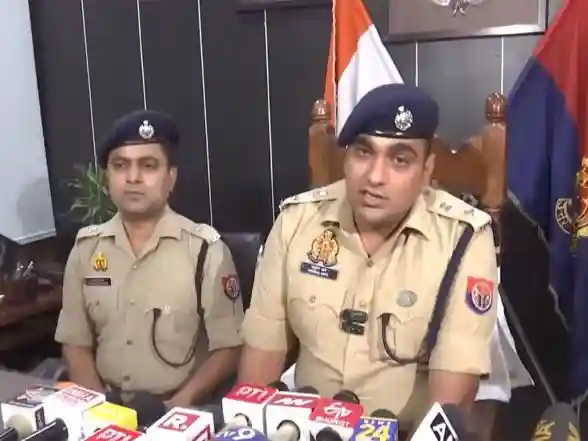 India News | 'I Love Muhammad' Row: Uttar Pradesh Police Arrests IMC Leader Nafees Khan; 81 Held So Far