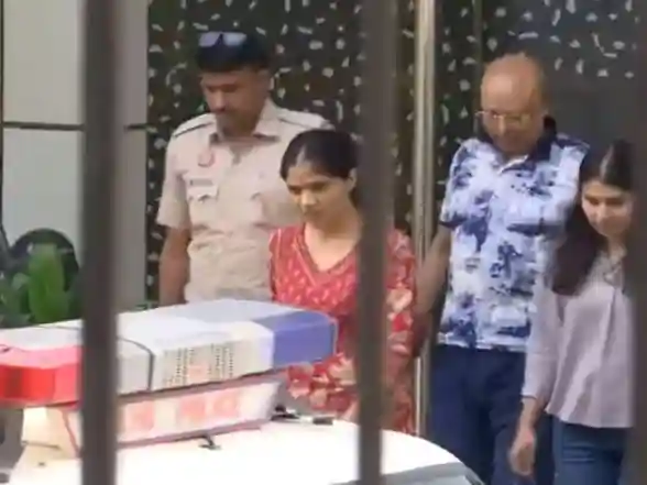 India News | Sex Toy, CDs, Forged Photos Recovered in Premises Linked to Accused Chaitanyananda Saraswati: Delhi Police