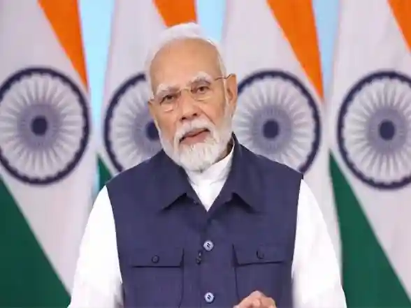 India News | PM Modi and Congress Lock Horns over RSS, Differ on 'violence' and 'inspiration'