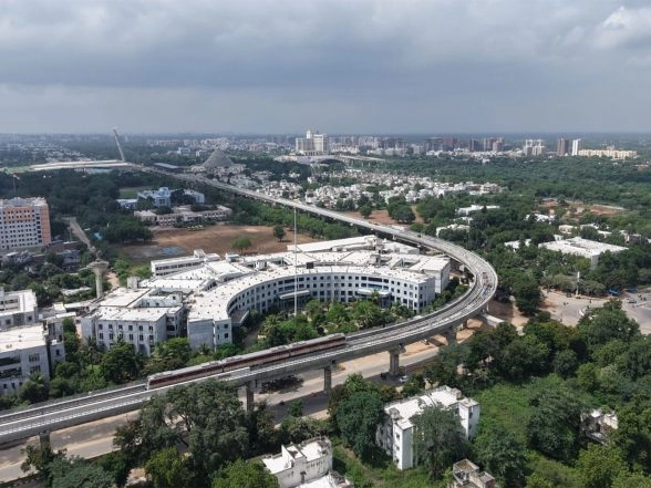 LatestLY - Politics - News Image