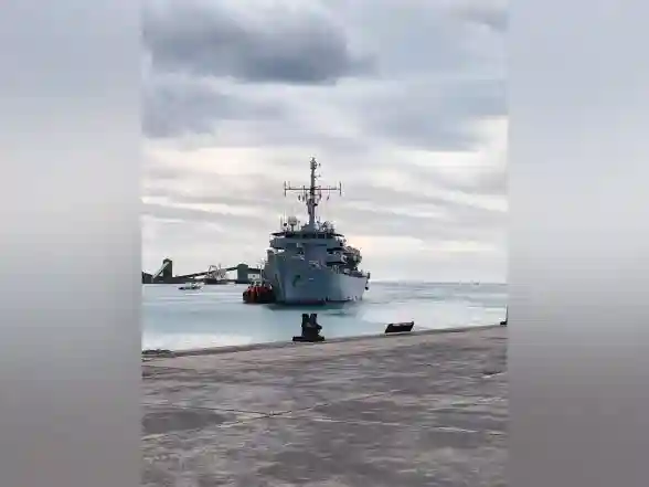World News | INS Sutlej Arrives in Mauritius for 18th Joint Hydrographic Survey