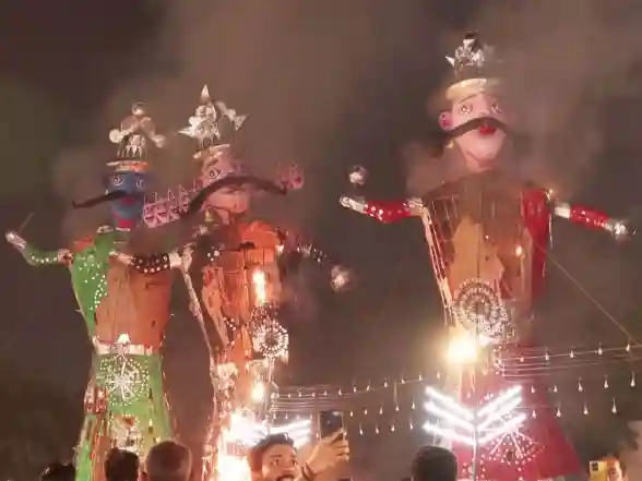 India News | Festive Spirit Soars During Dussehra with Iconic Ravan Dahan in Major Cities