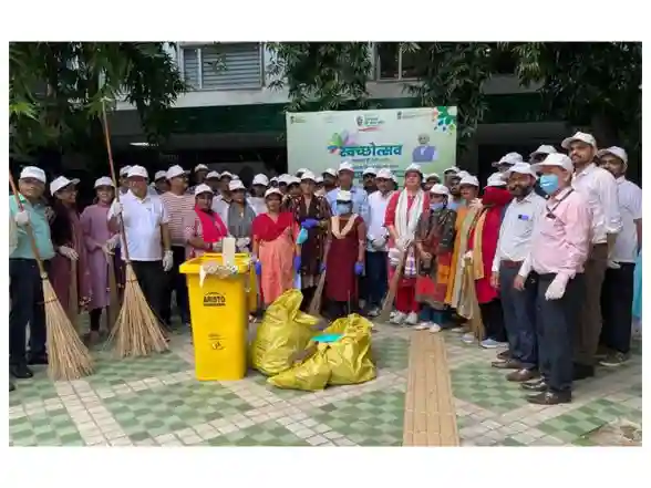 India News | Department of Drinking Water and Sanitation, Ministry of Jal Shakti Observes Swachh Bharat Diwas with Shramdaan