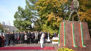 World News | MoS Margherita Pays Tributes to Mahatma Gandhi in Russia, Recalls Message of Non-violence, Peace