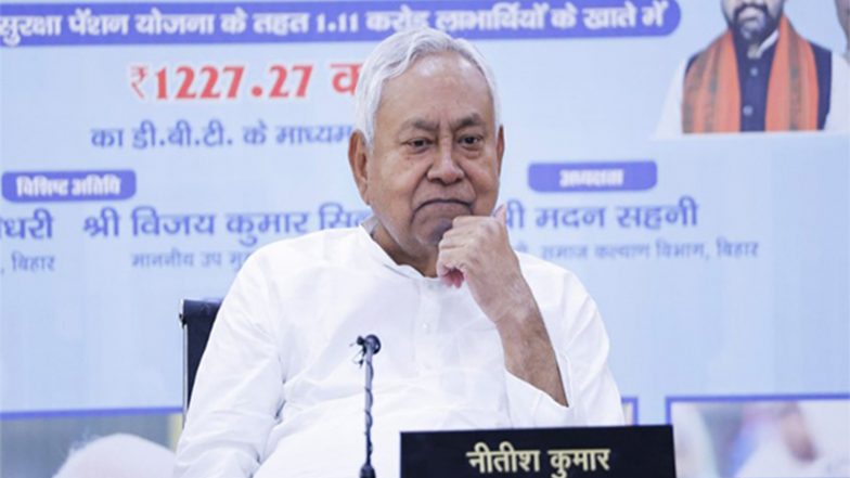 India News |  Bihar CM Nitish Kumar Expresses Grief over Loss of Lives in Purnea Train Accident