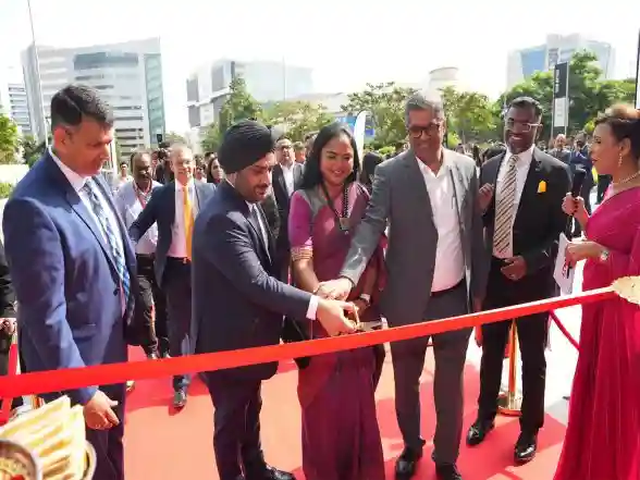 Business News | HSBC India Unveils a State-of-the-art Branch in Hyderabad's HITEC City Targeting Affluent Indians