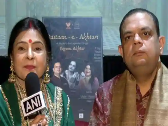 Entertainment News | Singer Malini Awasthi, Yatindra Mishra Celebrate Begum Akhtar's Legacy at Dastaan-e-Akhtari Show in Mumbai