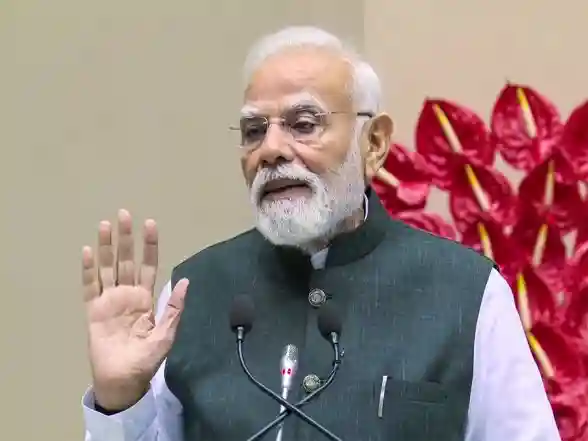 India News | PM Modi to Visit Maharashtra from Oct 8-9; to Meet UK PM in Mumbai and Inaugurate Several Connectivity Projects