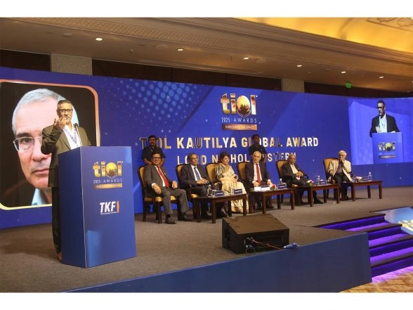 Business News | Economists Late Lord Meghnad Desai, Lord Nicolas Stern, Shri Bimal Jalan and Dr. Shankar Acharya Conferred with Top TIOL Fiscal Awards