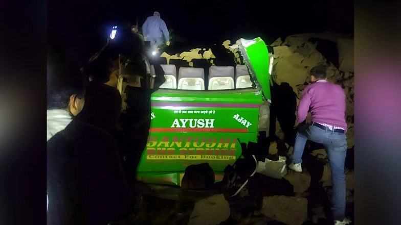 India News | Death Toll in Landslide-triggered Bus Accident in Himachal Rises to 15