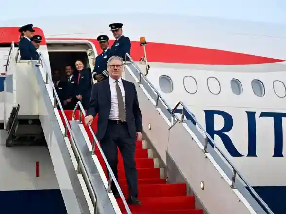 World News | UK PM Keir Starmer Touches Down in India on First Official Visit