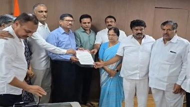 India News | Telangana: BRS Leaders Submit Representation to RTC MD for Immediate Rollback of Bus Fare Hike
