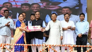 India News | Assam CM Sarma Distributes Cheques Under Mukhya Mantri Mahila Udyamita Abhiyan to 14,025 Beneficiaries of Dibrugarh LAC
