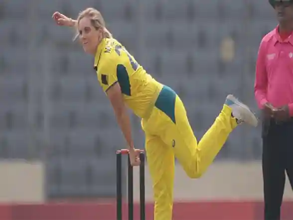 Sports News | Women's Cricket World Cup: Alyssa Healy Confirms Sophie Molineux's Availability for India Cash