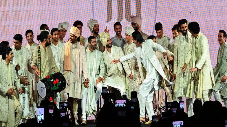 Entertainment News | Lakme Fashion Week 2025: Tarun Tahiliani Redefines 'India-Modern' with His Groundbreaking Tasva Collection