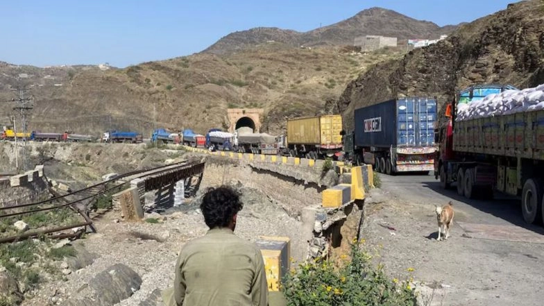World News | Qatar, Saudi Arabia, Iran Welcome Restraint in Pak-Afghan Conflict