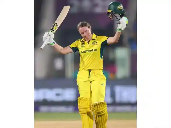 Sports News | ICC Women's World Cup: Healy Masterclass Sinks India as Australia Chases Down Highest Total in WODIs