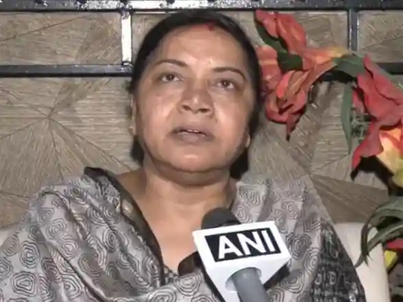 India News |   Bengal: NCW's Archana Majumdar Slams CM Mamata's 'girls Stay Home' Remark, Calls It Absurd