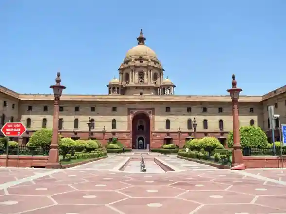 Business News | Direct Tax Collections Rise 2.36% in FY26 So Far; Corporate Tax Leads Growth, Refunds Slow Down