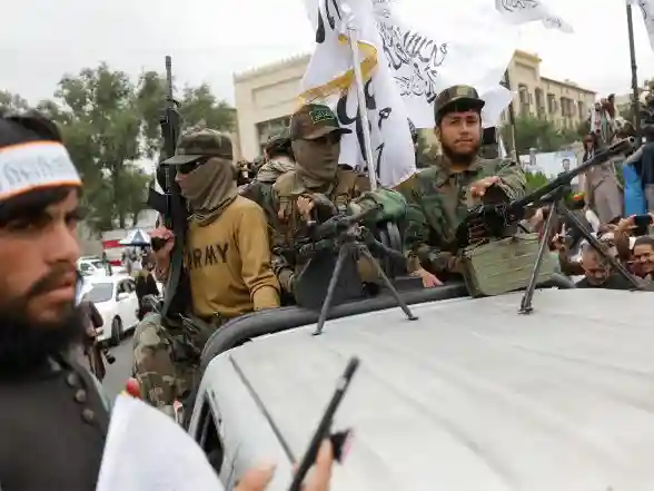 World News | Fresh Clashes Erupt Between Pakistani Forces and Afghan Taliban in Kurram District: Report