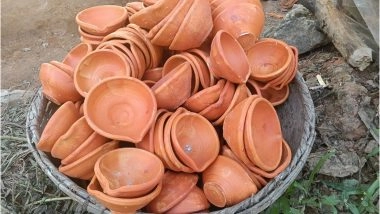 India News | Nandan Nagar Potters Thrive Under 'Atmanirbhar Bharat' and 'Vocal for Local' Initiatives