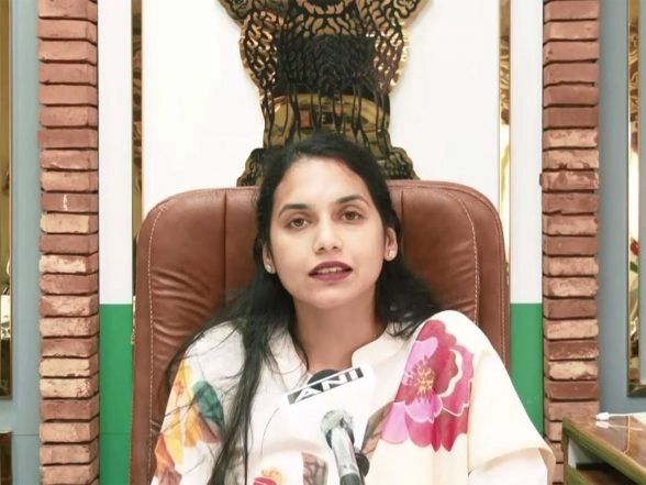 LatestLY - Politics - News Image