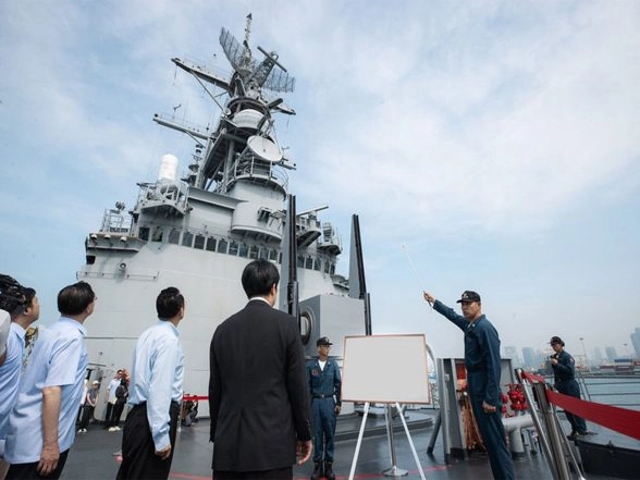 World News | Taiwan Detects 27 Chinese Military Aircraft, 8 Vessels Around Its Territory