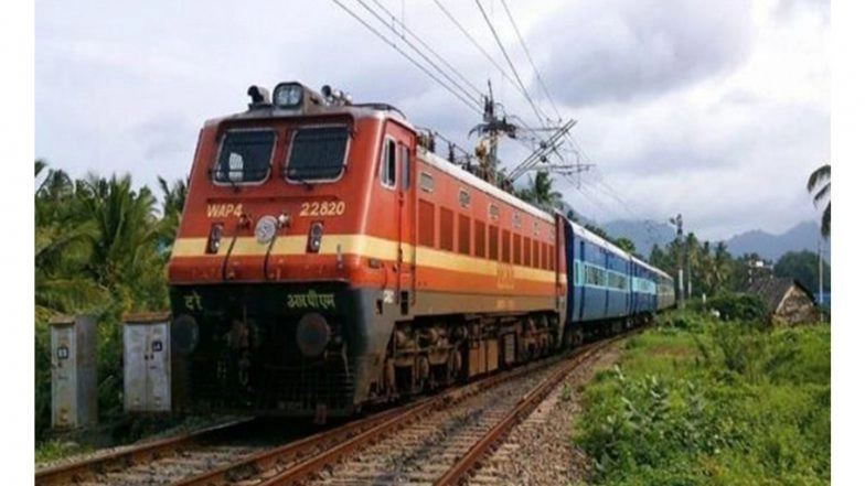 India News | Fire Breaks out on Amritsar-Saharsa Express Coach in Punjab's Sirhind