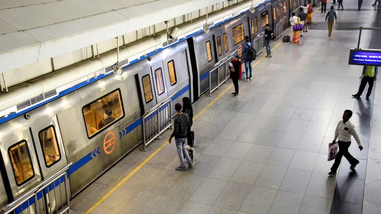 India News | Delhi Metro to Start Early on Diwali Eve, Services to End an Hour Earlier on Diwali Day