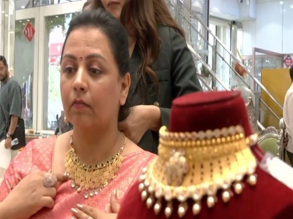 LatestLY - Business - News Image